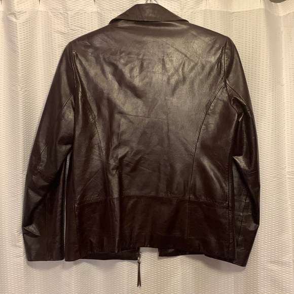 Woman’s Leather Jacket - Picture 2 of 10
